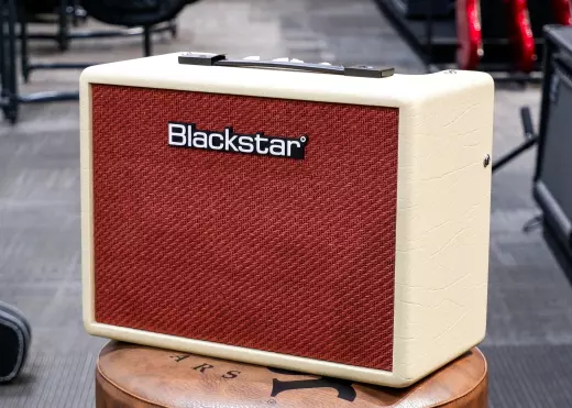 Blackstar Amplification - Debut 15E Practice Amp 2